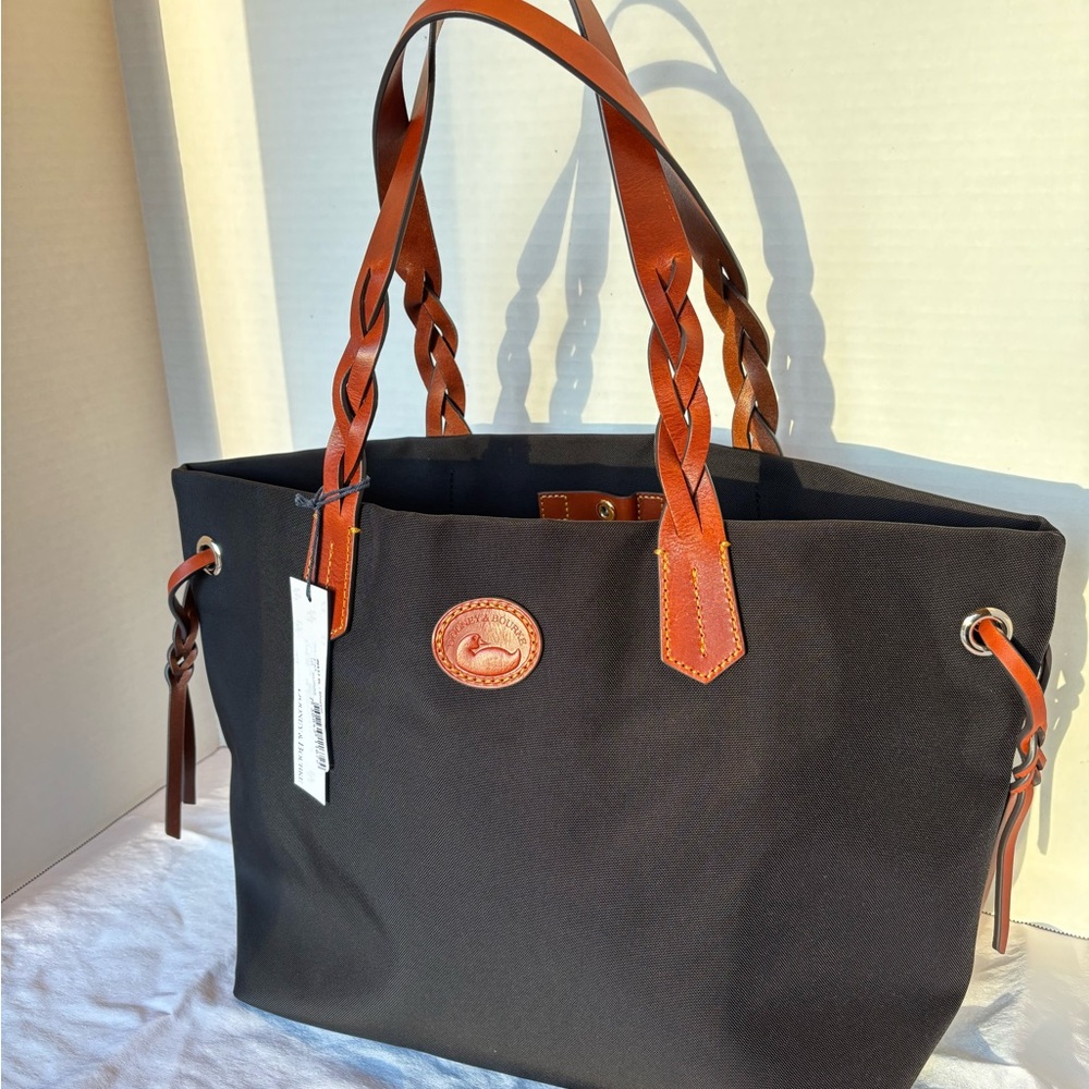 Dooney & Bourke Shopper Tote